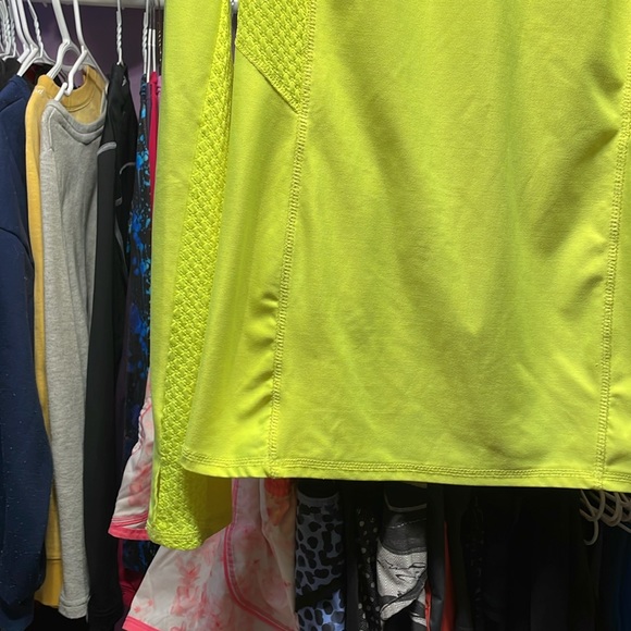 City streets Bright Yellow workout wear Lululemon style like new yoga running - Picture 3 of 7